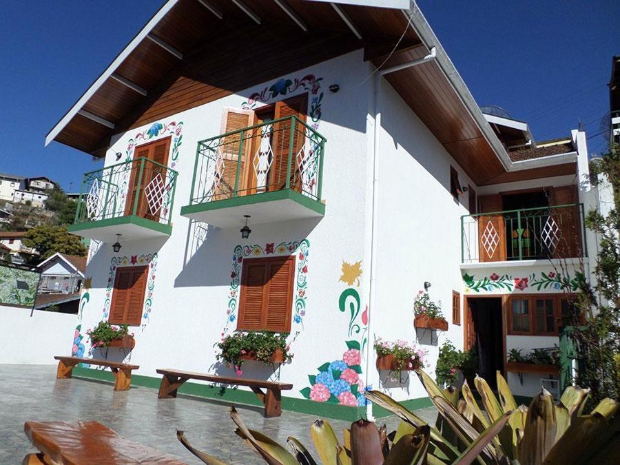 Pousada Monte Suico Campos do Jordão Exterior foto