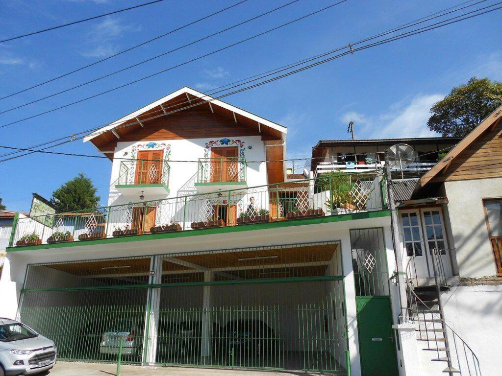Pousada Monte Suico Campos do Jordão Exterior foto